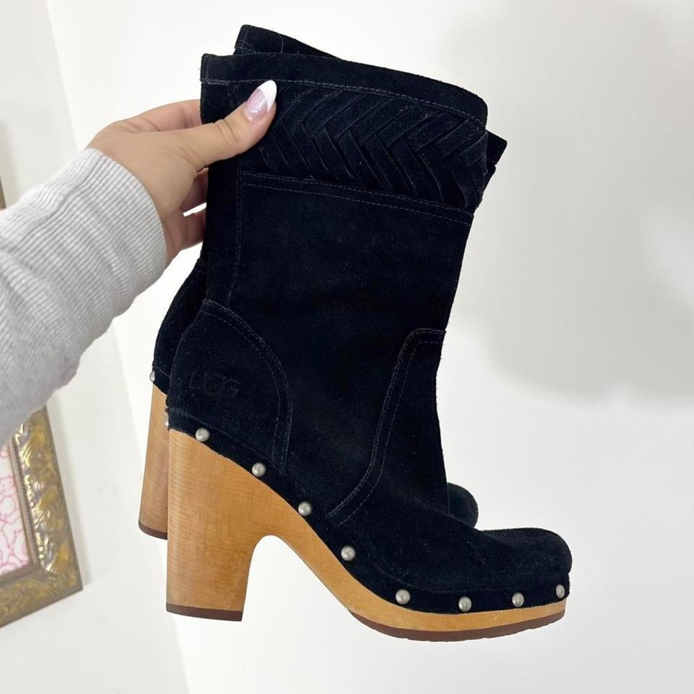 UGG Black Suede Clog Boots – Size 6
